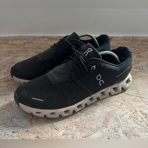 On Running Cloud Shoes Womens Size 10 Black White Lightweight CloudTec 59.98904
